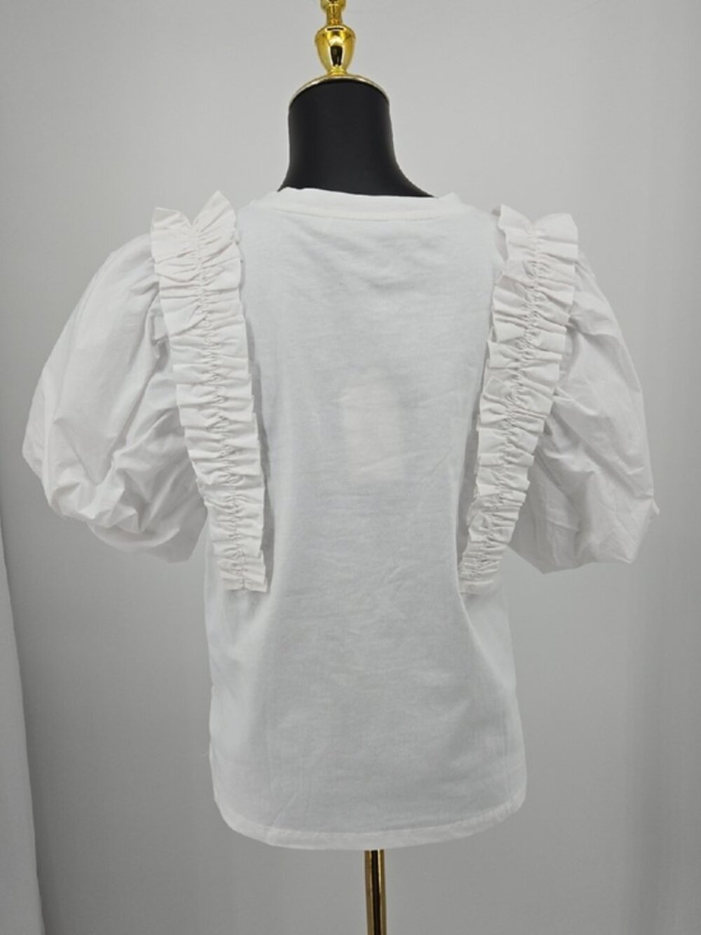 White Ruffle Puff Sleeve Blouse Size L - Picture 8 of 13